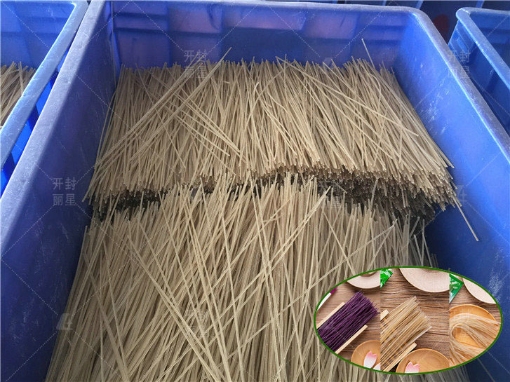 �㻹֪·��Щ����������ʳ��